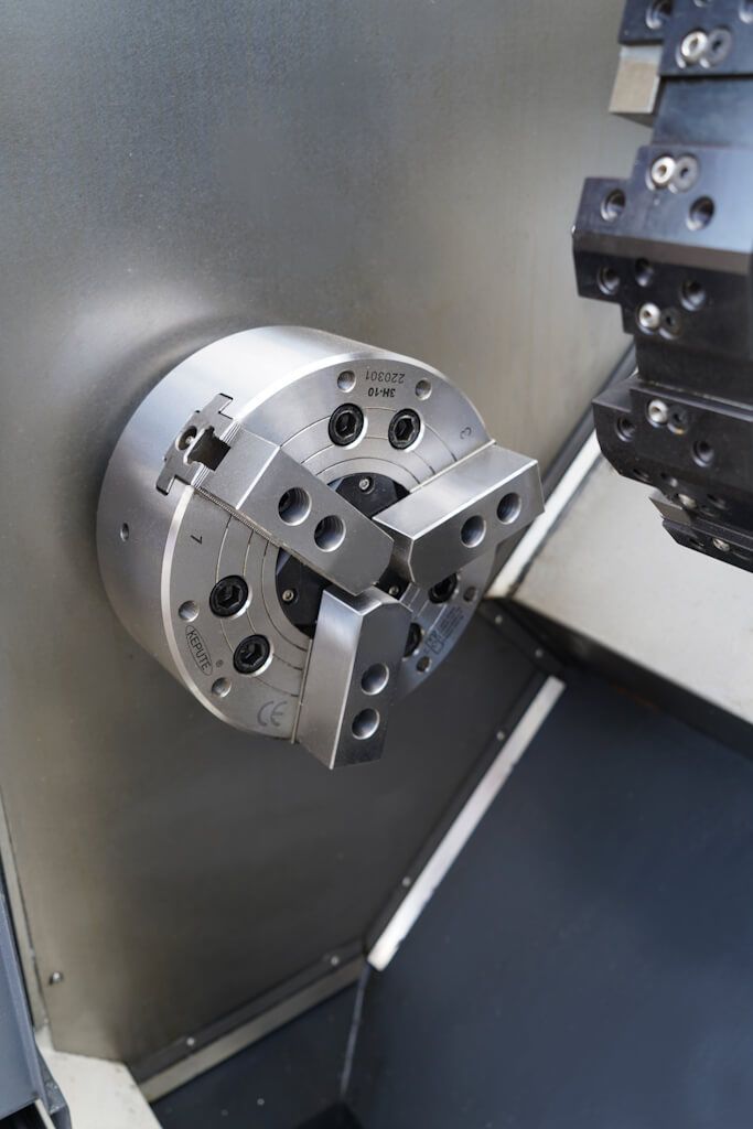 Станок токарный с ЧПУ с наклонной станиной Metal Master SNC 5275