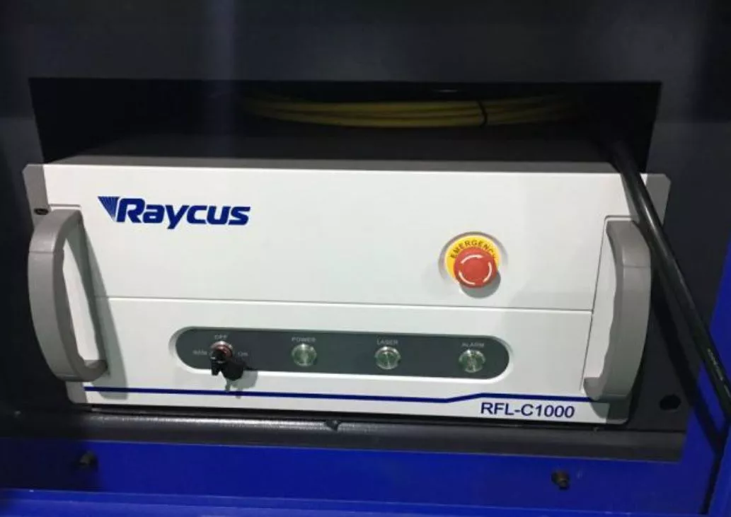Лазерный станок с ЧПУ Bertech LC3015 (1000 Вт)