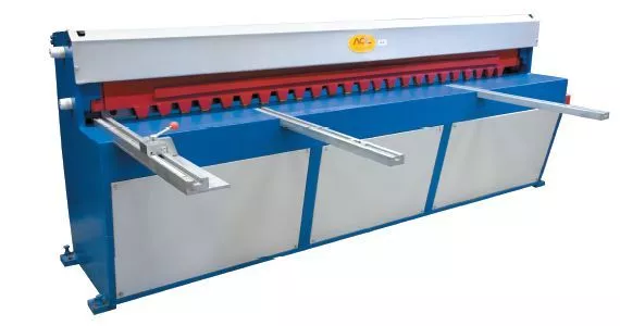 Электромеханическая гильотина с редукторным приводом ACL Q11 2.5x25