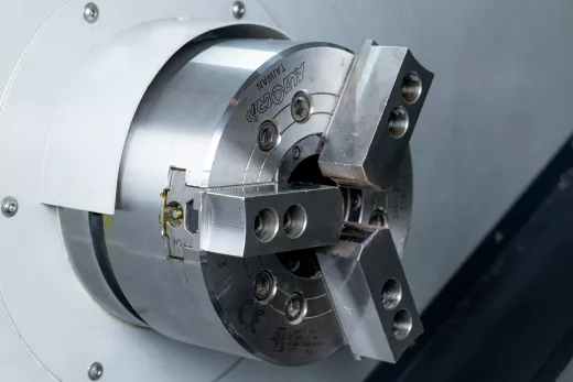 Станок токарный с ЧПУ с наклонной станиной SENOLY SY750LA (MD)