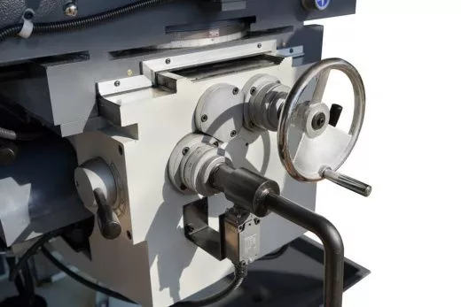 Фрезерный универсальный станок Metal Master DMM-200 DRO