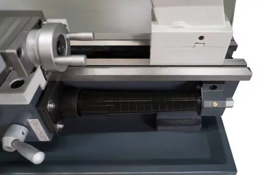 Настольный токарно-винторезный станок Metal Master MML 2140VE с проходным отверстием шпинделя 38мм
