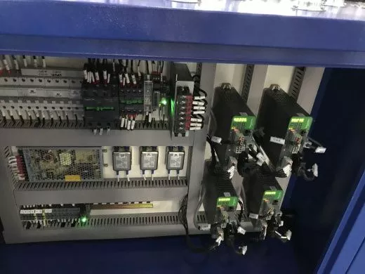 Лазерный станок с ЧПУ Bertech LC3015 (1000 Вт)