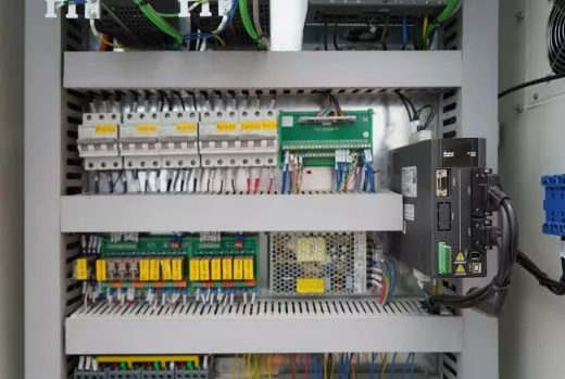 Станок токарный с ЧПУ с наклонной станиной Metal Master SNC 5275
