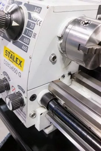 Станок токарный Stalex D280x700С