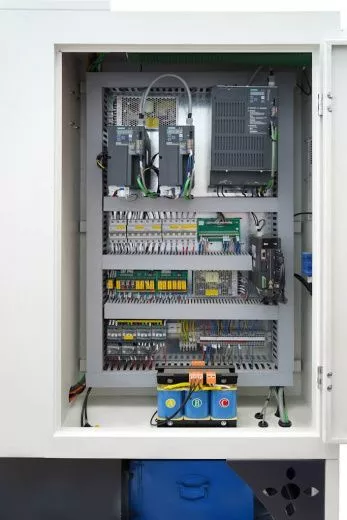 Станок токарный с ЧПУ с наклонной станиной Metal Master SNC 5275